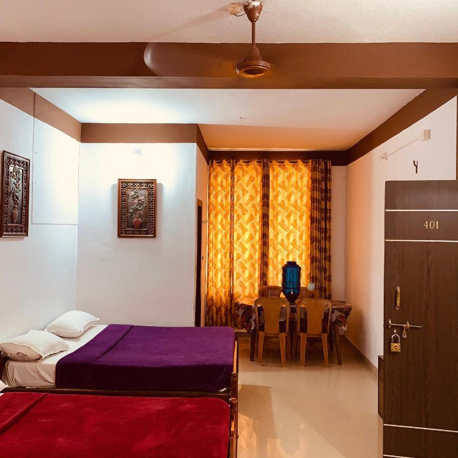 Hotel Caveri Inn Madikeri Exterior photo