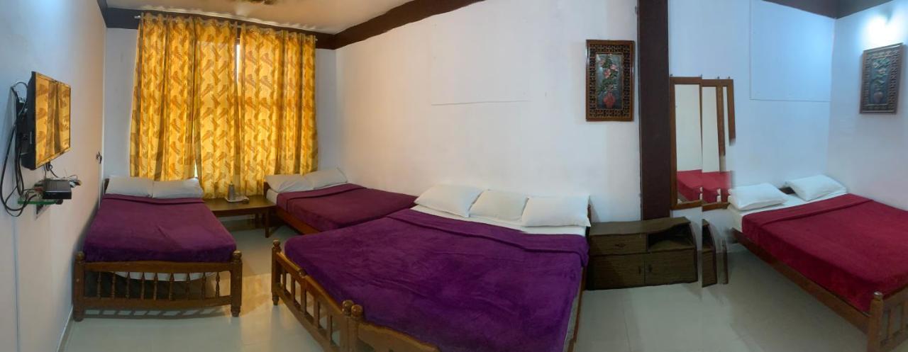 Hotel Caveri Inn Madikeri Exterior photo