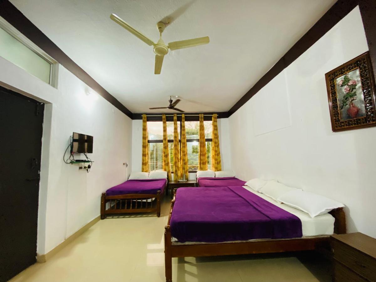 Hotel Caveri Inn Madikeri Exterior photo